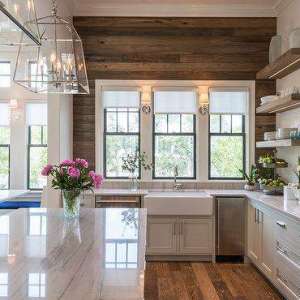 Oak Wood French Kitchen Hood and Backsplash